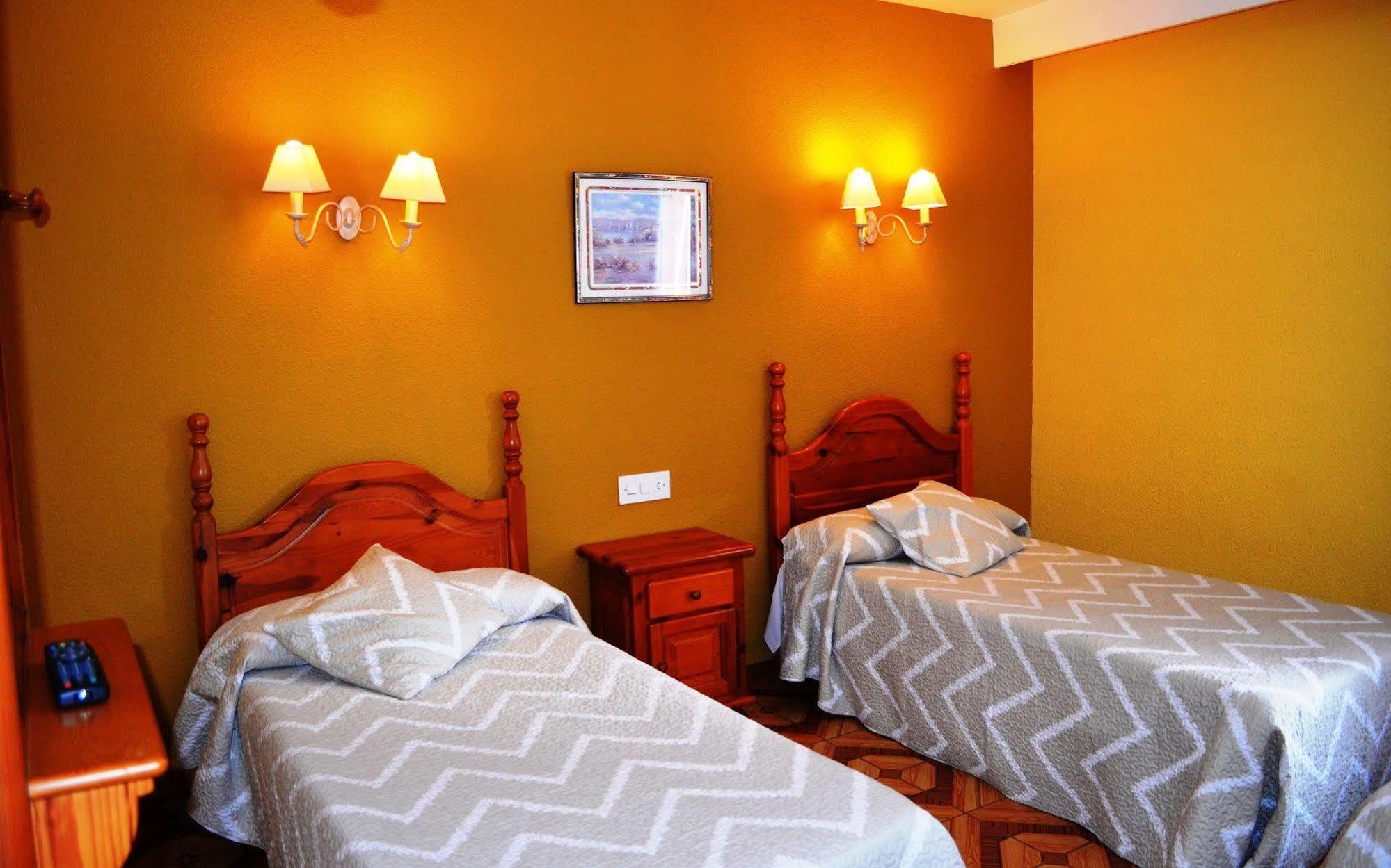 Hotel Suiza บรอนชาเลส ภายนอก รูปภาพ